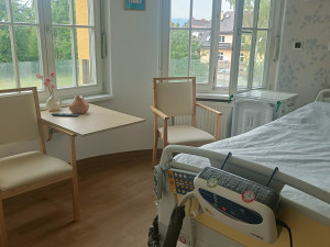 FOTO: Poslední dny s rodinou. Jičínská nemocnice otevřela nový pokoj