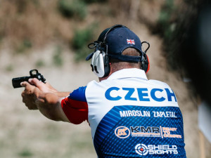 Elitní policista z Hradce je mistrem Evropy v dynamické střelbě