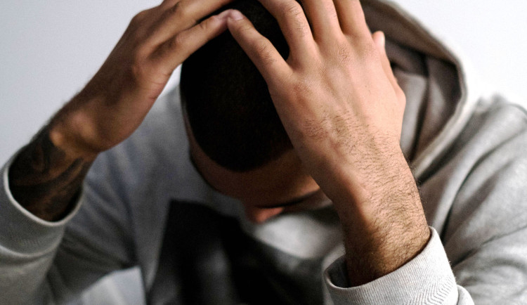 Opilý muž v Třebíči byl ve velmi špatném psychickém stavu. Chtěl skočit z mostu