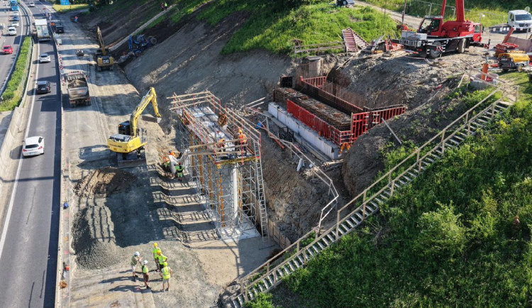 Rekonstrukce mostu uzavře znovu hlavní tah I/35 u Hodkovic nad Mohelkou