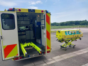 Ženu s podezřením na nebezpečnou nákazu převezli z Hradce na Bulovku