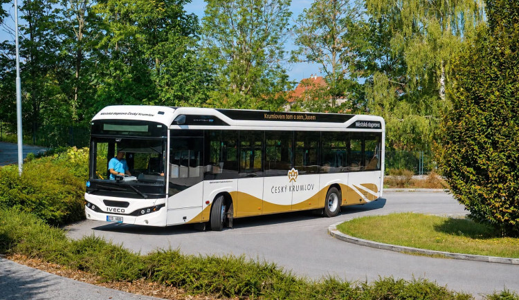 V Krumlově vyjedou první elektrobusy. Na jedno nabití zvládnou až 250 kilometrů