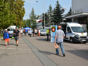 Eliščino nábřeží obsadila záchranářská technika