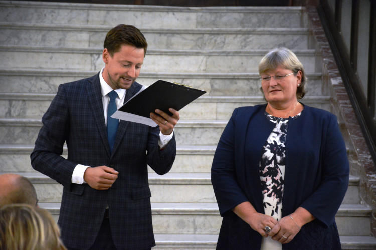 Ženou regionu se  stala Tereza Melišová, pomáhá dětem v nemocnicích i azylových domech 