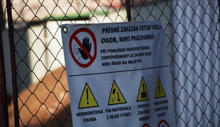 Oprava budovy Muzea východních Čech jde podle plánu, skončí na jaře