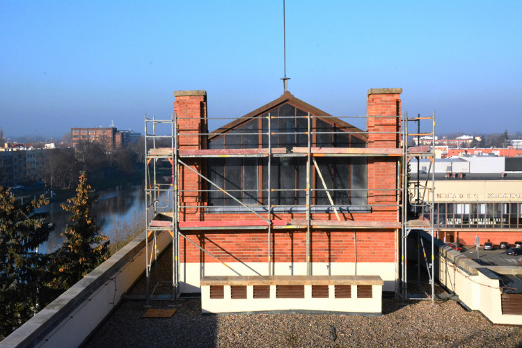 Oprava budovy Muzea východních Čech jde podle plánu, skončí na jaře