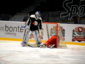Prestižní univerzitní derby ovládl Hradec, domácí Pardubice prohrály vysoko 2:6