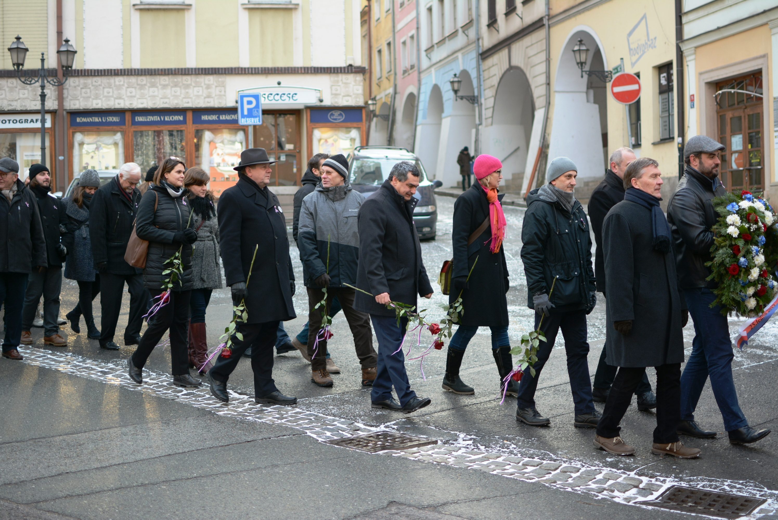 Centrem města prošel pietní průvod, studenti zopakovali pochod za Jana Palacha z roku 1969