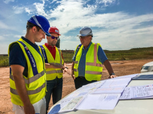 Začala stavba nejdelšího mostu na dálnici D11