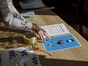 GALERIE: První volební den v Královéhradeckém kraji