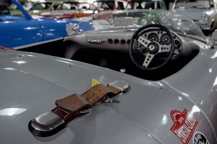 GELERIE: Sbírka historických vozů značky Škoda Pavla Kaliny