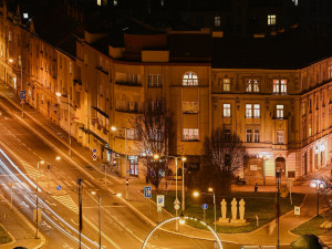 GALERIE: Vánočně osvícený Hradec Králové