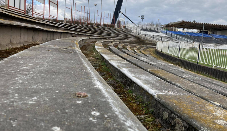 Starý fotbalový stadion v Hradci Králové