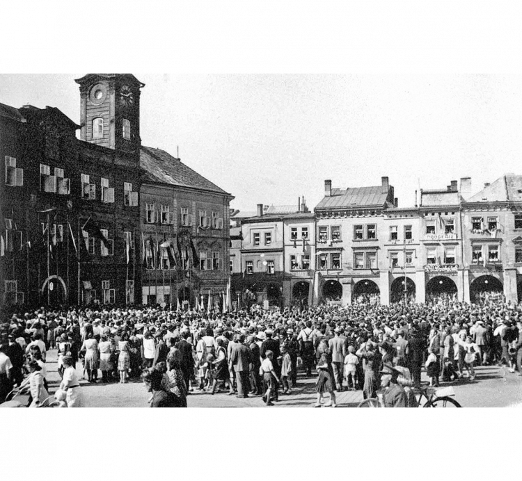 GALERIE: Jak vypadal konec II. světové války v Hradci Králové