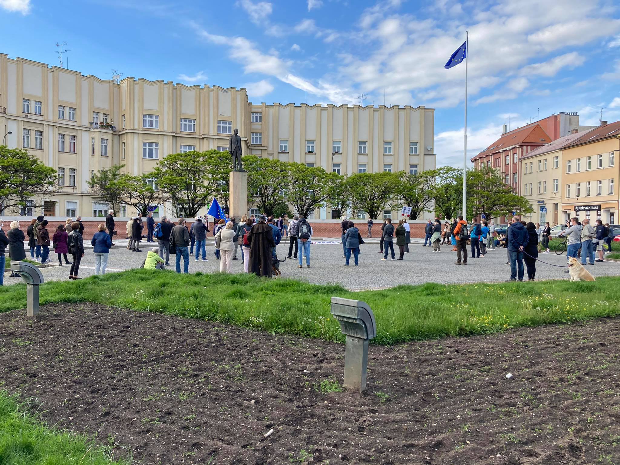 Demonstrace za nezávislost justice v Hradci Králové