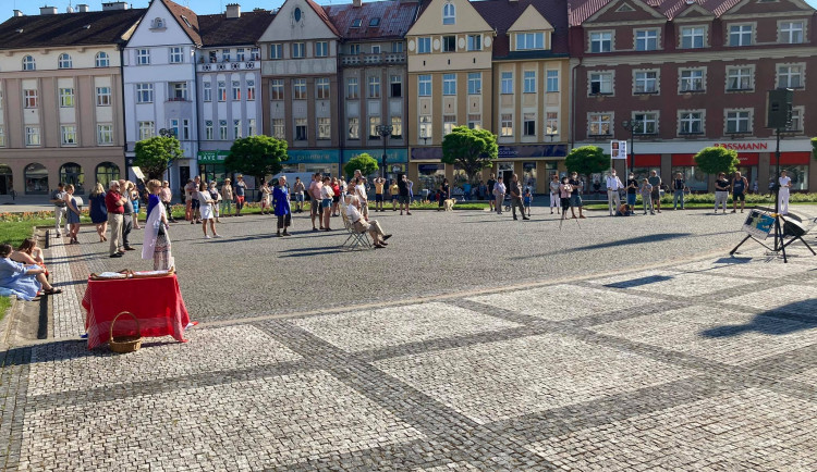 GALERIE: Demonstrace za nezávislost justice v Hradci Králové (8.6.2021)