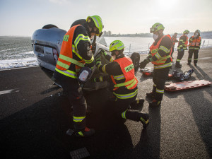 Cvičení IZS na uzavřené dálnice D11