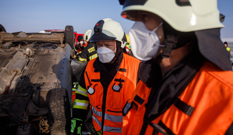 Cvičení IZS na uzavřené dálnice D11