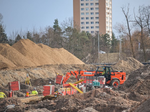 GALERIE: Stavba nového fotbalového stadionu v Hradci Králové