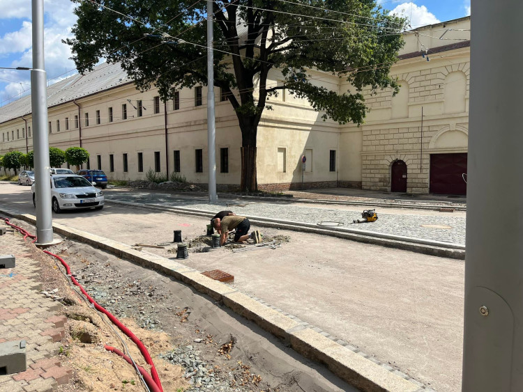 Rozestavěná křižovatka Fortna v Hradci Králové