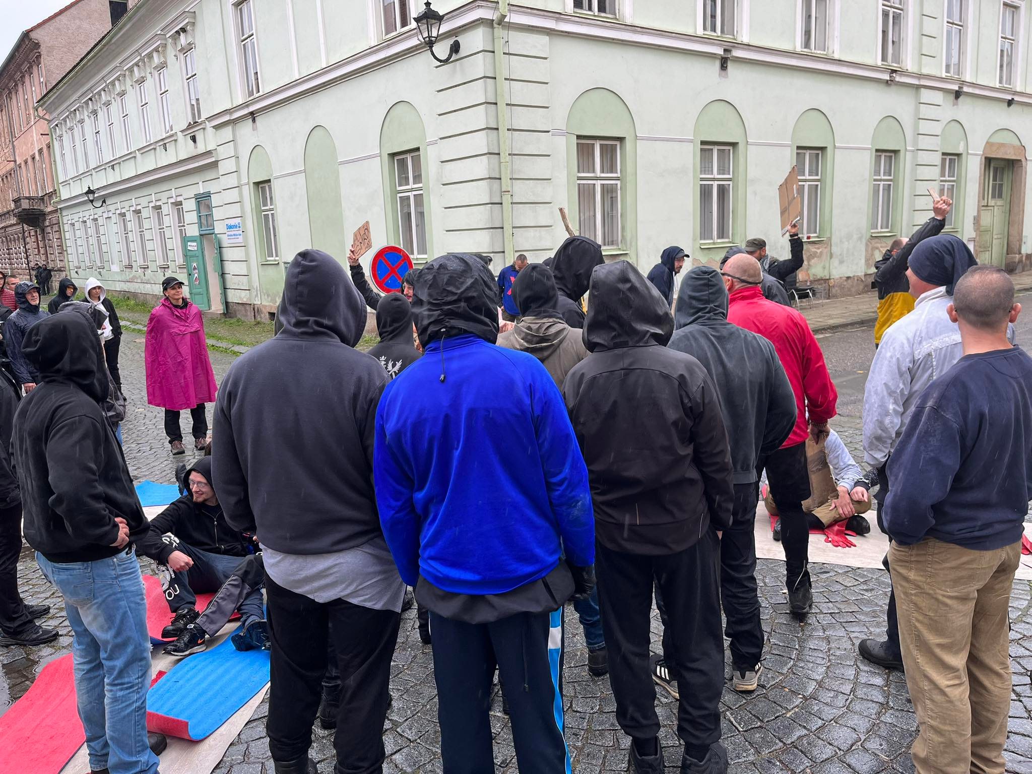 GALERIE: Policejní cvičení antikonfliktního týmu v Josefově