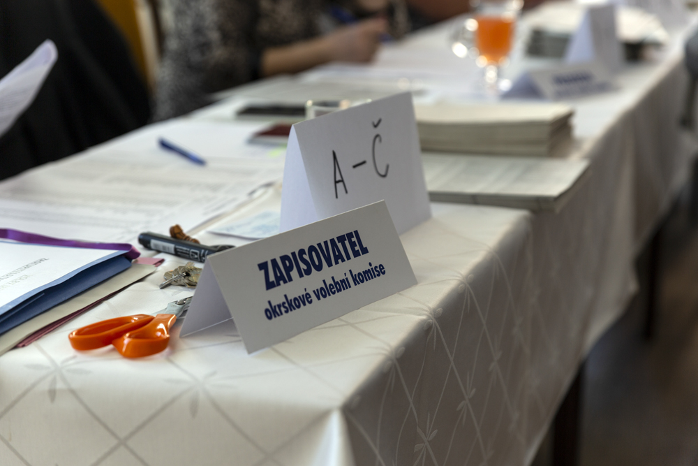 První volební den 2022