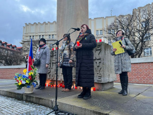 GALERIE: Uctění památky obětí války na Ukrajině v Hradci Králové