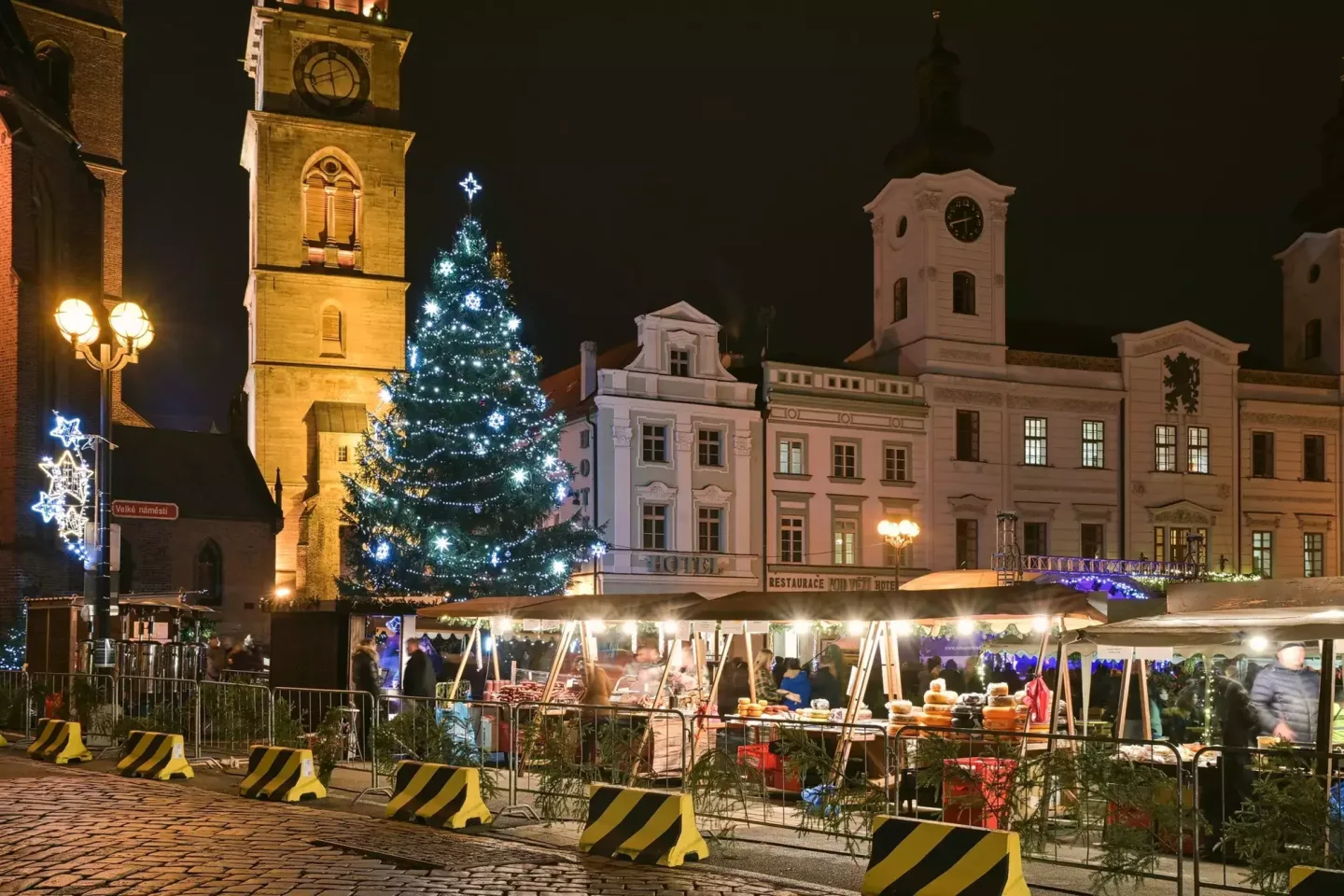 Rozsvícení vánočního stromu v Hradci Králové 2025