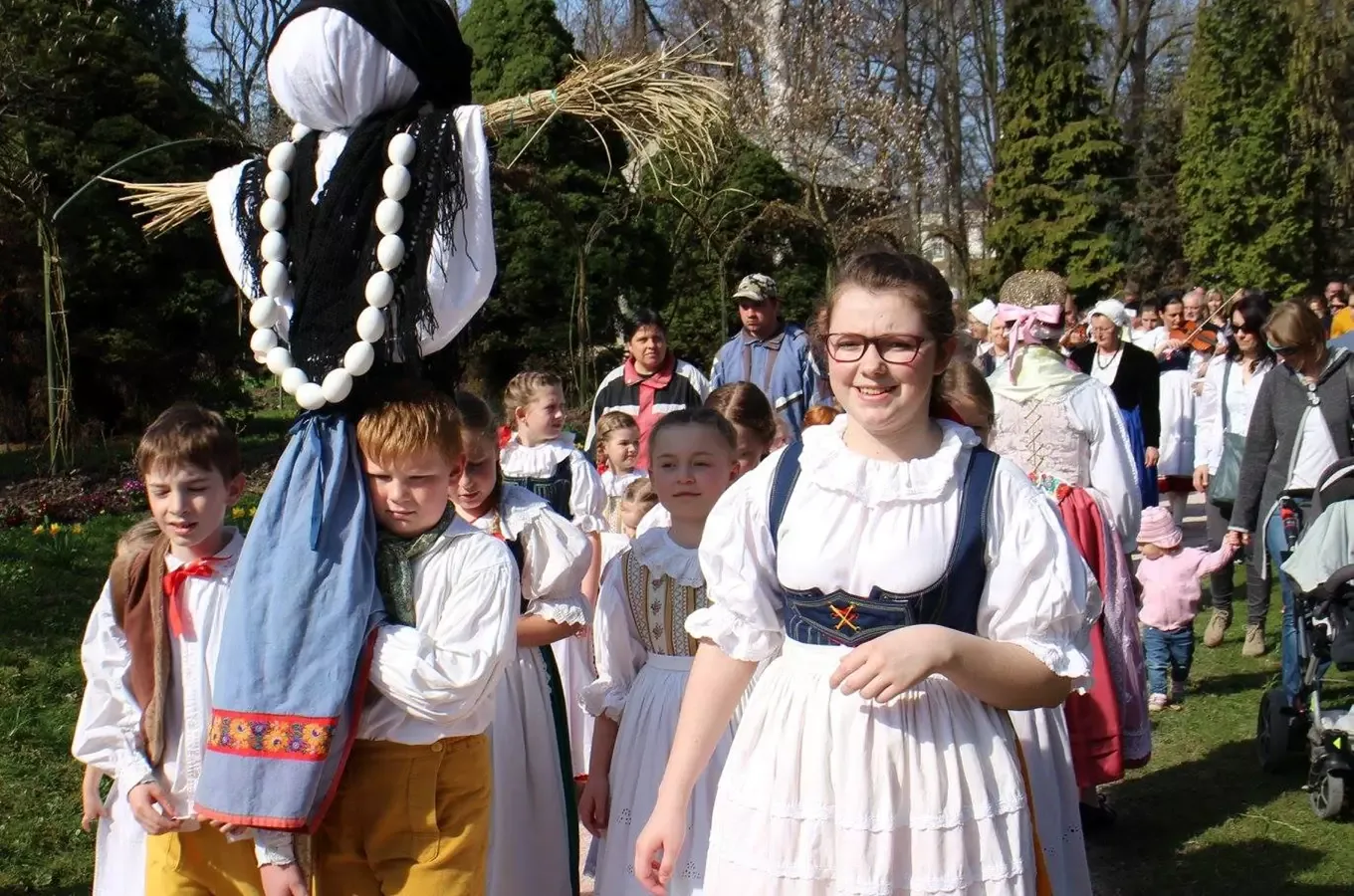 Vynášení Smrtholky z Královýho Hradce