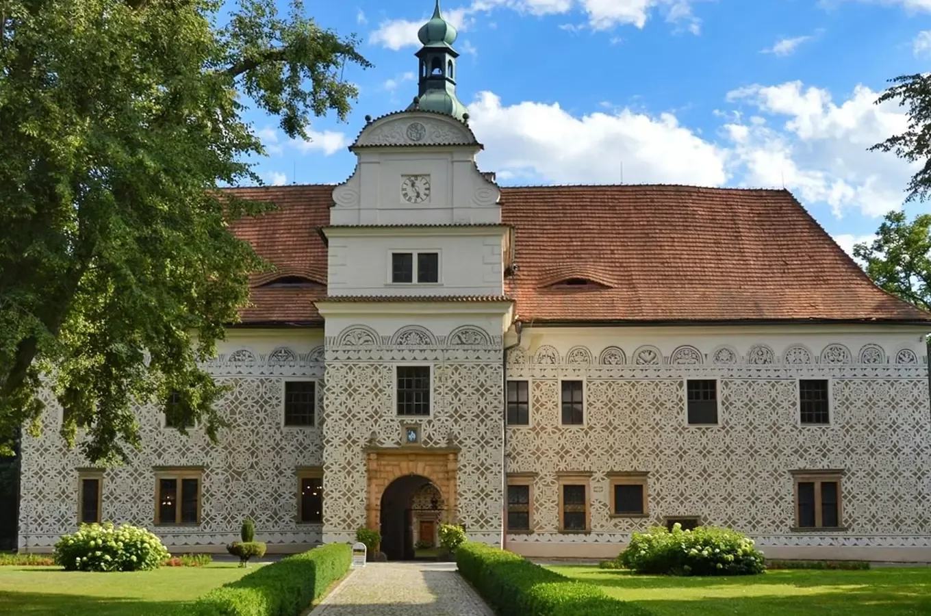 Tradiční farmářské trhy na zámku Doudleby nad Orlicí