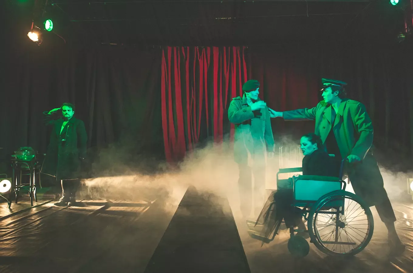 Regiony – Mezinárodní divadelní festival Hradec Králové