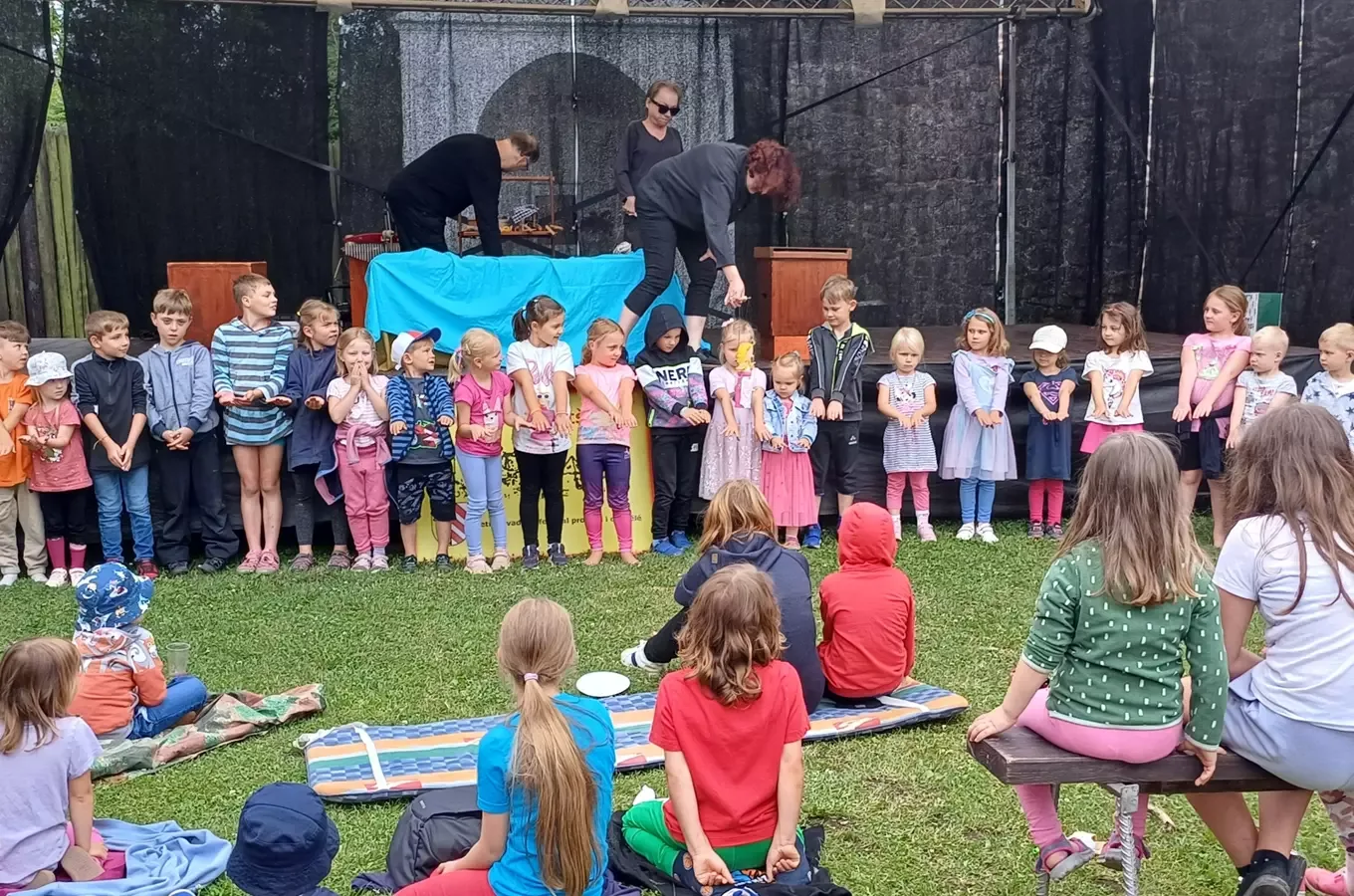 Letní divadelní festival pro děti i dospělé – Divadelní Potštejn