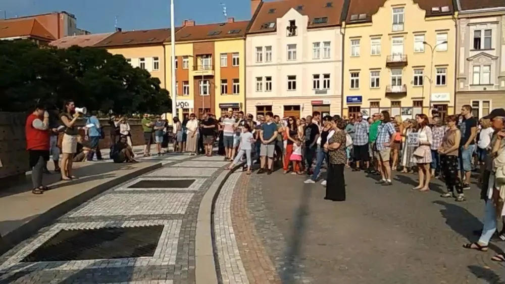 Protesty na Masarykově náměstí