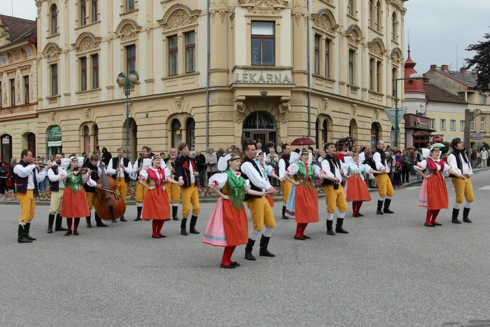 Mezinárodní folklorní festival Pod Zvičinou
