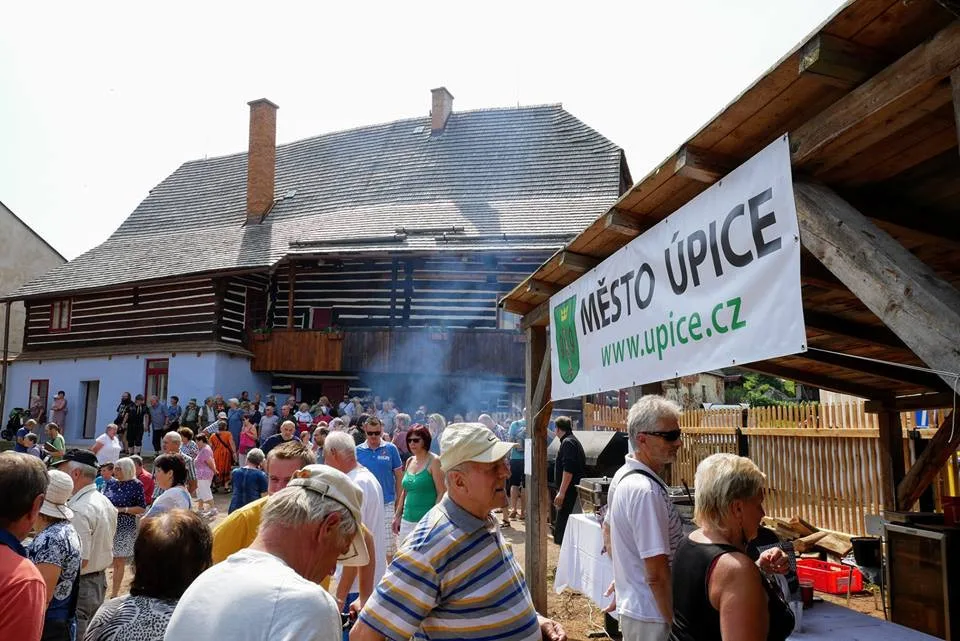 Úpická Dřevěnka oblékla nový kabát
