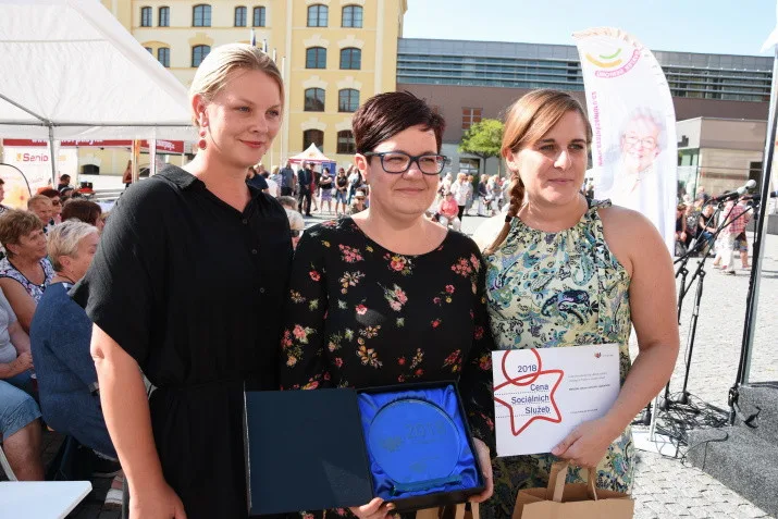 Ceny sociálních služeb jsou předány. Mezi laureáty jsou i studenti gymnázia