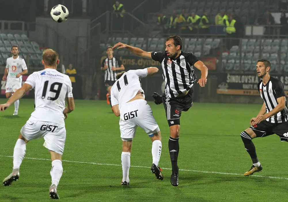 SK Dynamo – Hradec Králové 3:1 (2:1)