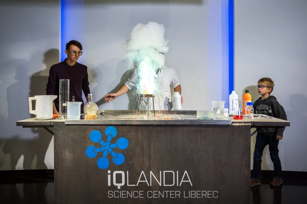 V iQLANDII vyroste chemické království, iQPARK obsadí roboti