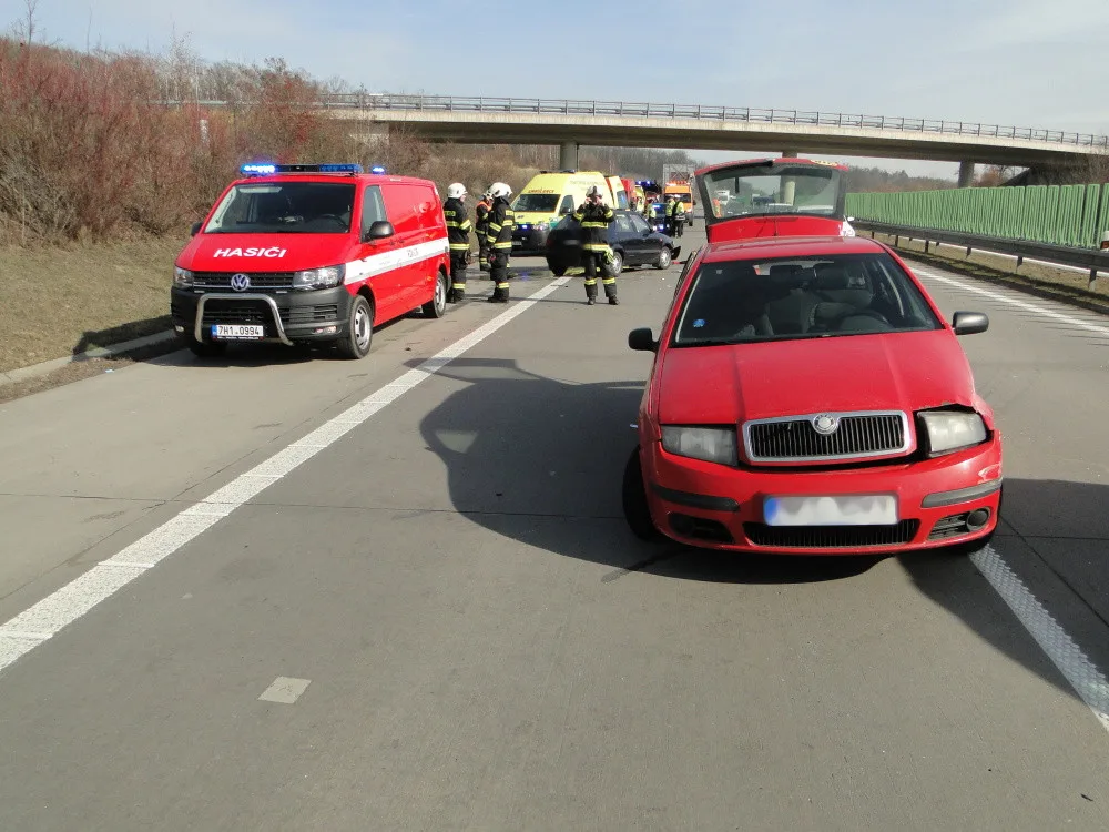 Nehoda na dálnici D11