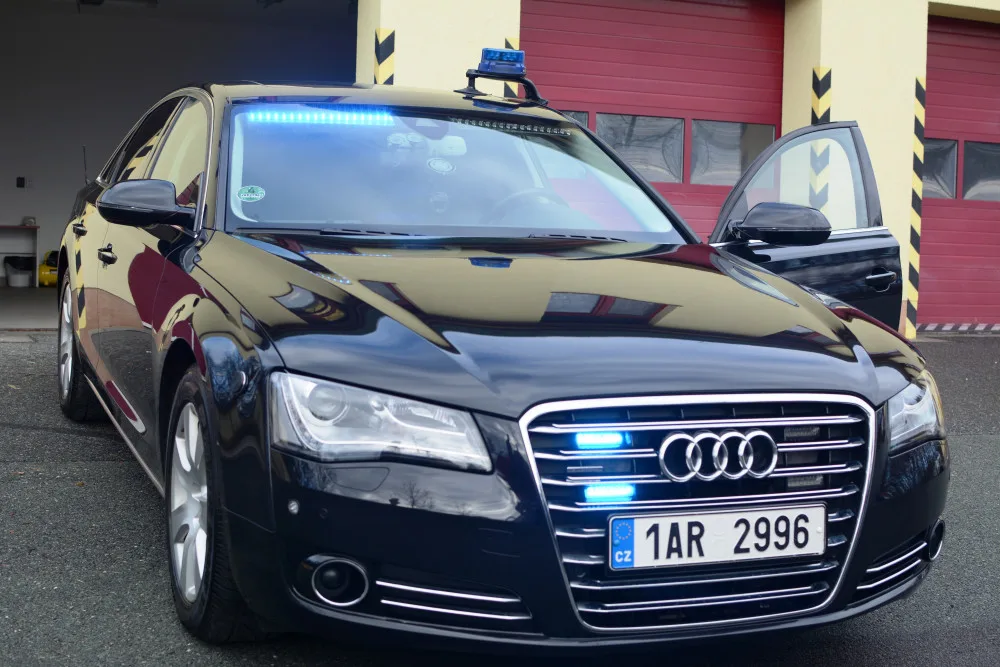 Dopravní policie nasadila do boje s piráty silnic speciálně vybavenou Audi A8