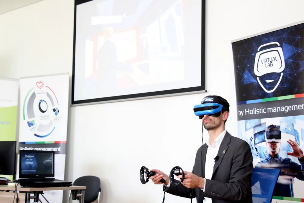 Už žádné cestování kvůli poradám. Češi vytvořili revoluční aplikaci pro virtuální realitu