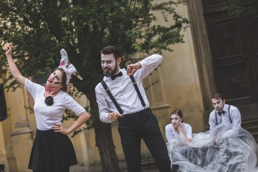 Narozeninové slavnosti divadelního festivalu v Hradci Králové