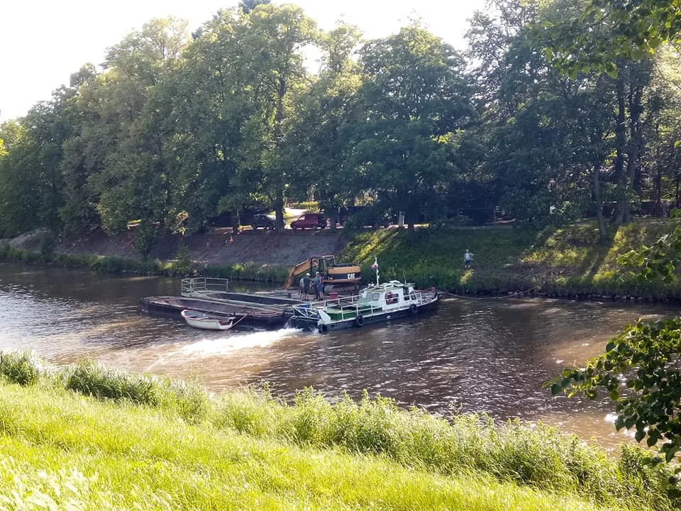 Povodí Labe upravuje soutok Labe a Orlice.