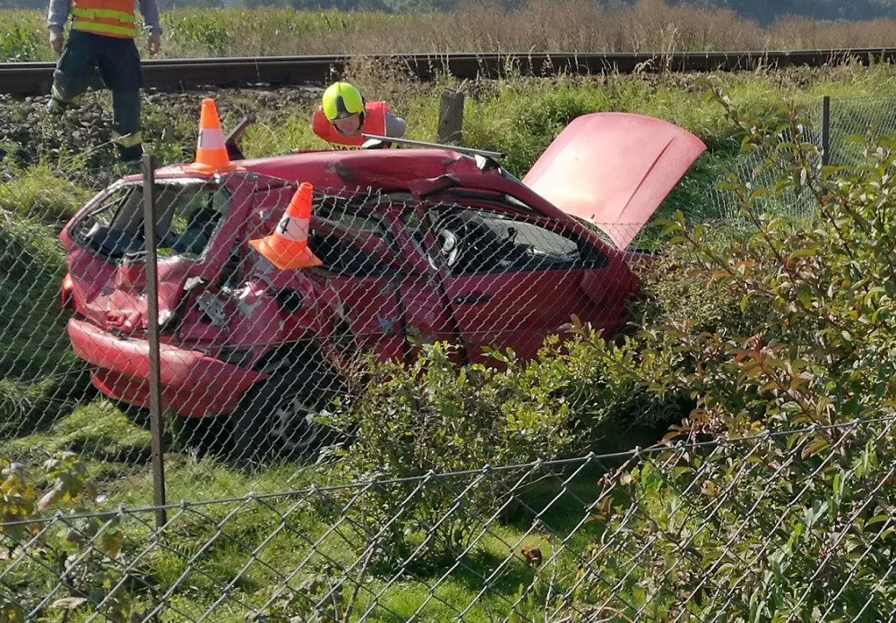 Auto bylo po nárazu zcela zdemolované