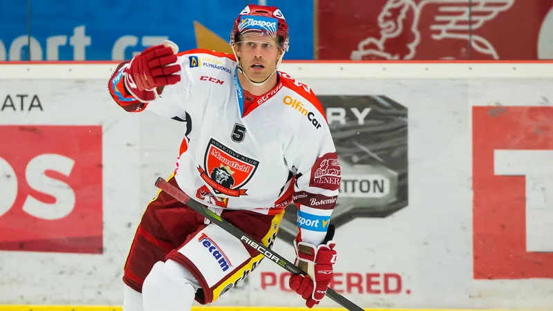 Samuelsson v hradeckém dresu