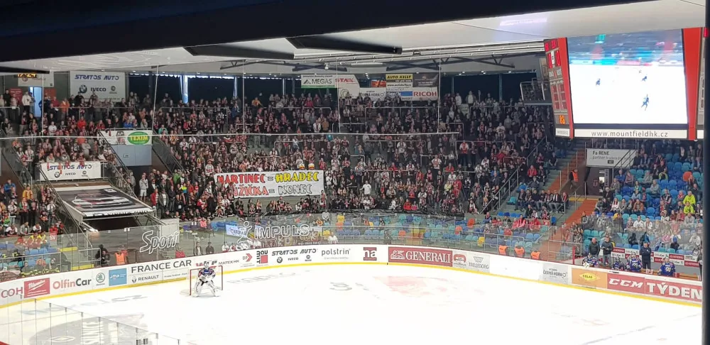 Nesouhlas hradeckých fanoušků s možnou změnou na trenérském postu!