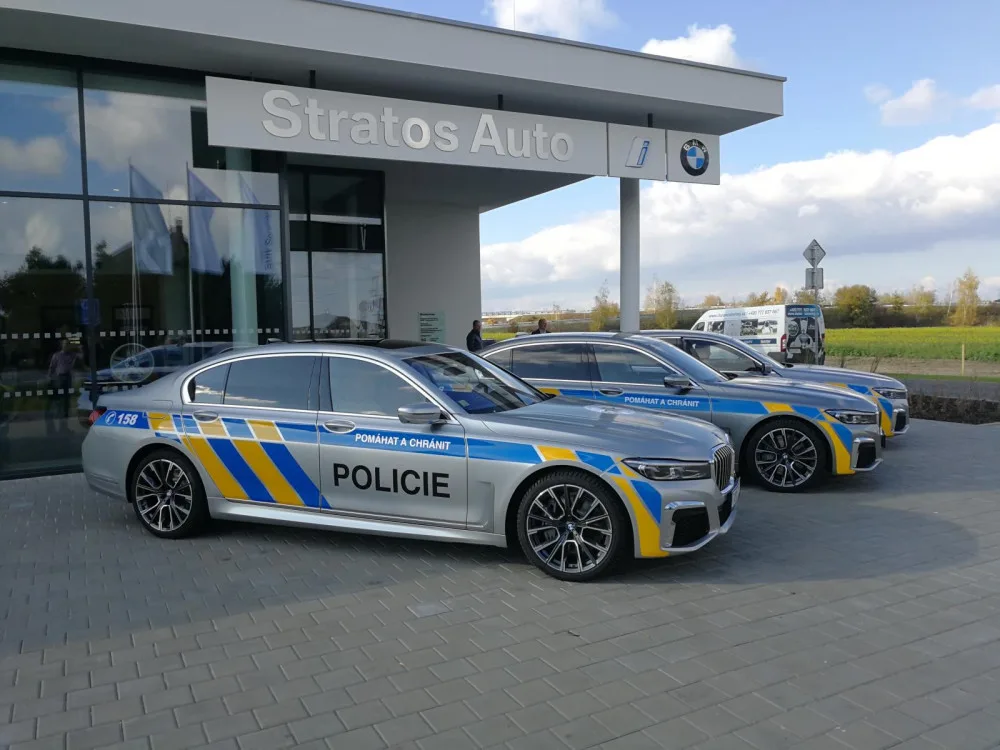 et luxusních plug-in hybridních vozů BMW
