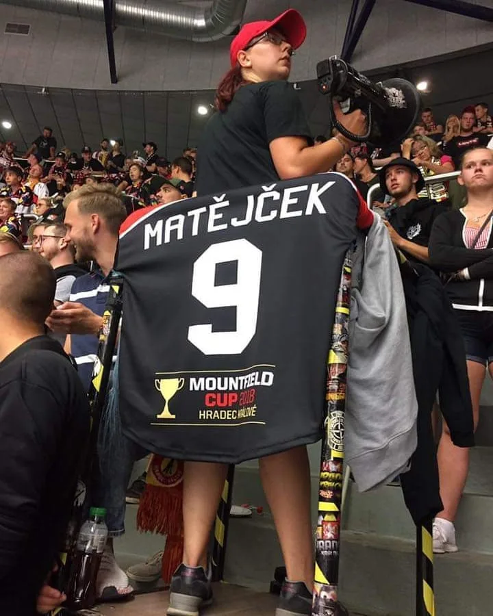 Zaza na svém místě v kotli