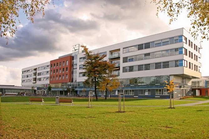 Fakultní nemocnice Hradec Králové