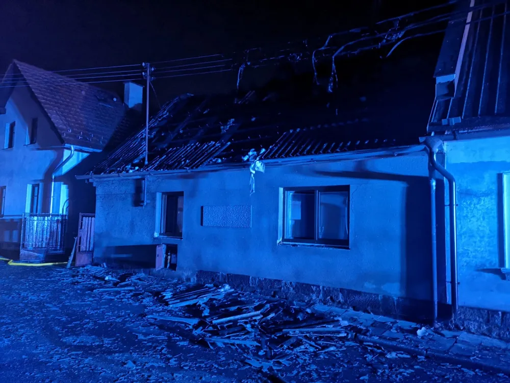 Dům po pžáru v Železnici na Jičínsku.